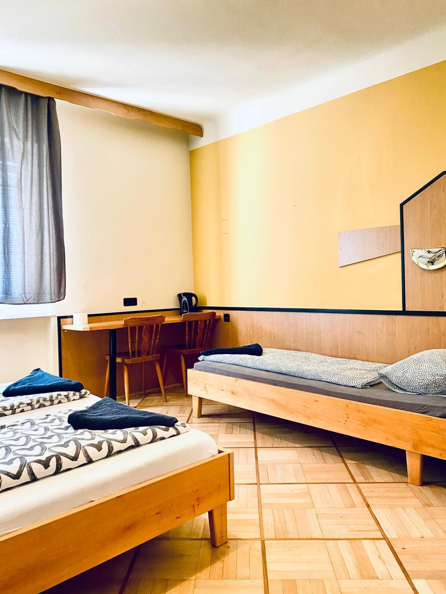 Affordable Central Rooms, 10-Min To Lugner City Viena Exterior foto